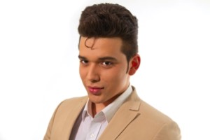 man is very similar to the King of Rock and Roll Elvis Presley